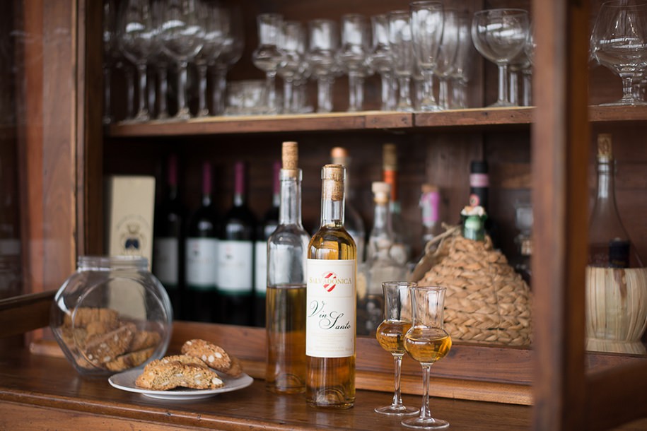 Cantuccini And Vin Santo