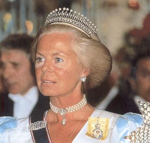 The Kent Diamond And Pearl Fringe Tiara