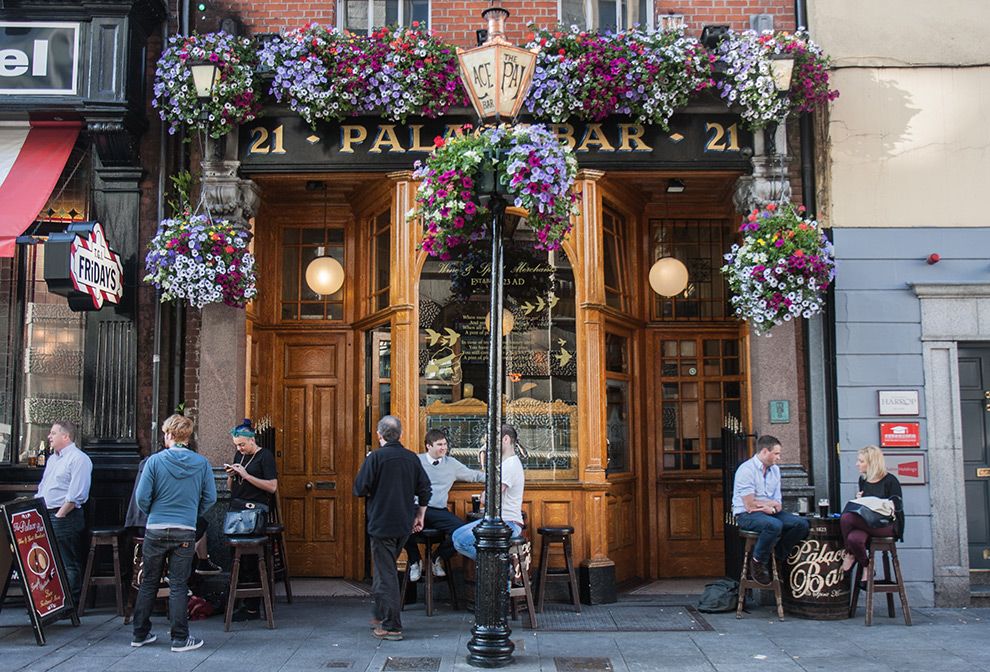 The Palace Bar